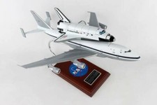 Executive Series B747 W/ Space Shuttle 1/144 Endeavour | Bn | Se0011W