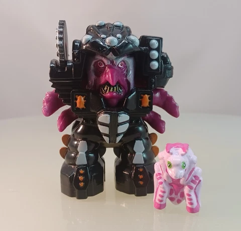 Snailiens Zug Itchy Figure with Companion - 1992 Cover