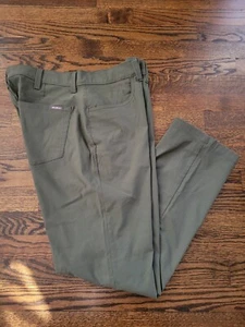 Eddie Bauer Pants Mens 38x30 Green Chino Travex Tech Stretch Outdoors Hiking.    - Picture 1 of 5