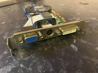 Sapphire ATI Radeon X1050 128MB DDR2 PCI-E Graphics Card - Image 1 of 4