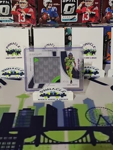 2023 Panini Immaculate Geno Smith Immaculate Logos Patch JERSEY MATCH 07/25 RARE - Picture 1 of 1