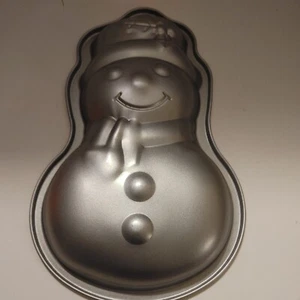 Snowman Cake Pan 11 inch Christmas Holiday Snowman E1 - Picture 1 of 4