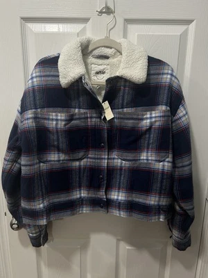 Aerie Cropped Sherpa Lined Shacket Jacket Sz Medium NWT Blue Plaid - Image 1 of 4