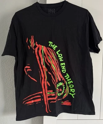 Camiseta De Colección Goodie Dos Mangas A Tribe Called Quest Negra L Manga Corta Gráfico Foto 1 de 3