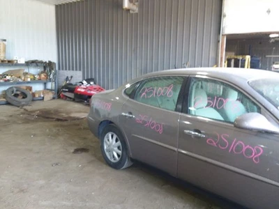 Puerta delantera derecha pasajero compatible con 05-09 ALLURE 2102211 Foto 1 de 4