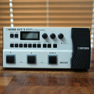 BOSS GT-1-WH Guitar Multi Effects Pedal 2024limited Color - Picture 1 of 10