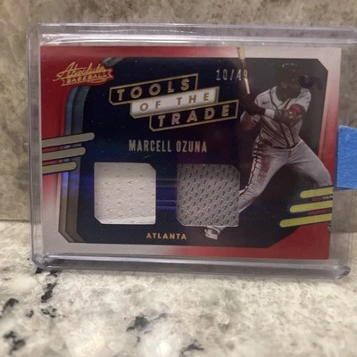 Camiseta deportiva Marcell Ozuna 2021 Panini MLB Absolute Tools doble juego usada roja 10/49  Foto 1 de 2