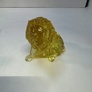 Vintage Mosser Gold Key (golden yellow)  Lion Figurine - Foto 1 di 6