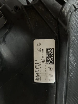 57B941015B Scheinwerfer Vorne Links Orginal Skoda Beschädigt - Bild 1 von 4