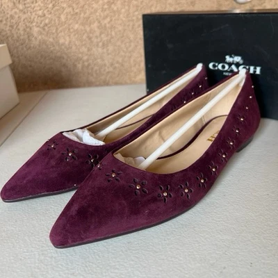 Nuevo con etiquetas Coach Joane Lux Gamuza Ballet Planos Punta Punta Recorte Tachonado Sangre de Buey Talla 7 Foto 1 de 4