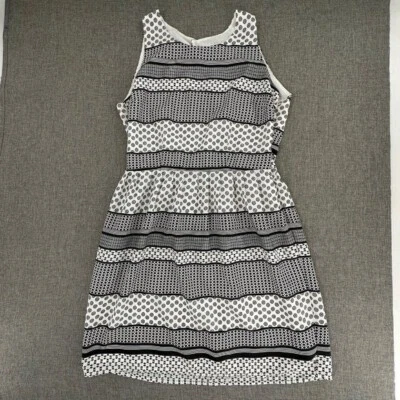 Vestido skatista Jack Lola preto branco geométrico plissado sem mangas forrado tamanho 6 - Imagem 1 de 4