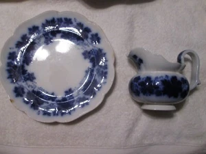 Flow Blue GEFLE UPSALA EKEBY VINRANKA Percy Sweden Dinner Plate And Pitcher - Picture 1 of 12