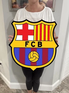 FC Barcelona Fußball Team Logo Holz Schild 17" Wanddeko Handarbeit Laser ausgeschnitten - Bild 1 von 8