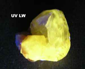 CERUSSIT KRISTALL - 2,3 cm - fluoreszierend! - MIBLADEN, MAROKKO 29197 - Bild 1 von 8