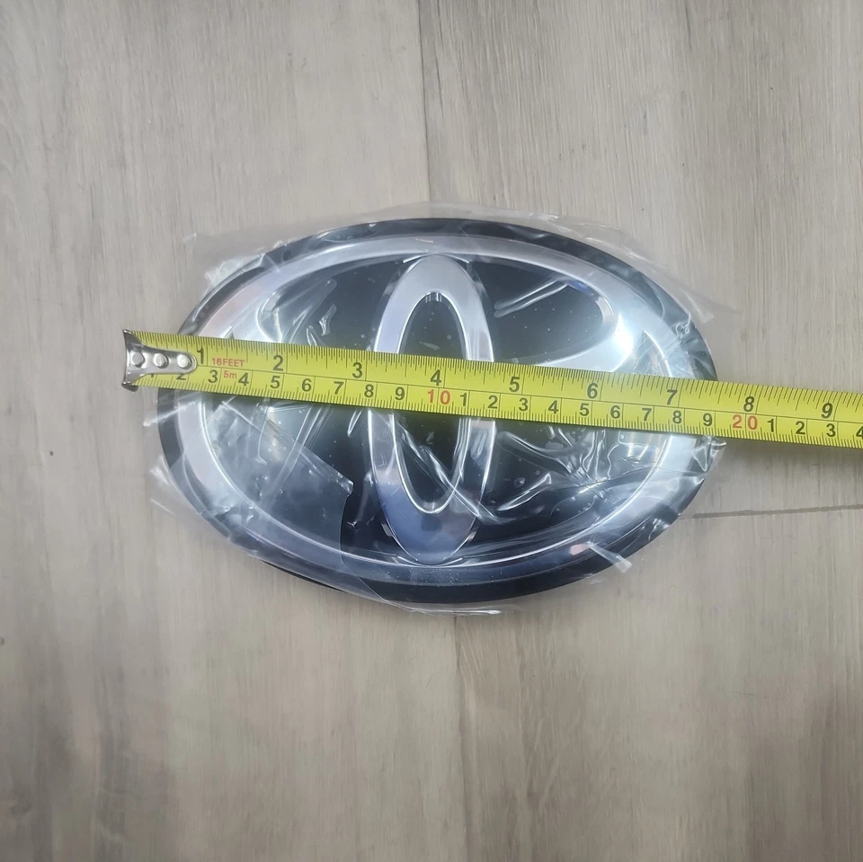 Toyota 2017 2018 2019 parrilla delantera emblema logotipo Tacoma Tundra Foto 1 de 4