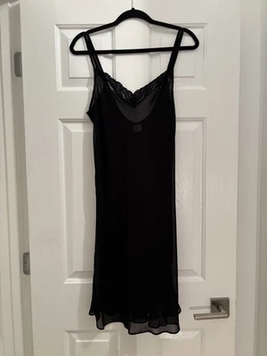 Usado en Excelente Condición Calvin Klein Camisón Negro Transparente y Sexy - Mediano Foto 1 de 4