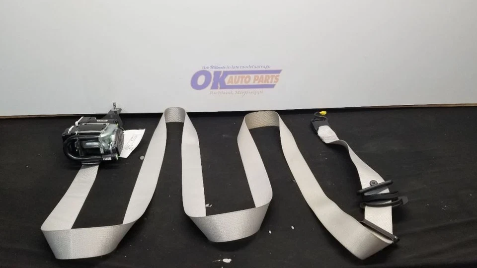 14 MERCEDES BENZ E63 AMG W212 212 TYPE SEAT BELT RETRACTOR FRONT RIGHT PASSENGER Foto 1 de 4