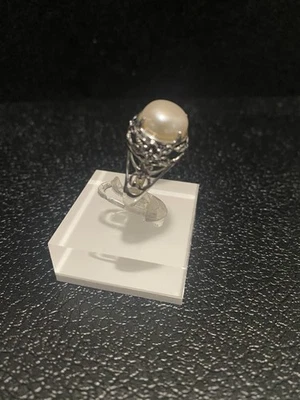 Sterling Silver Mabe Pearl Ring. Size 8. Beautiful Detail! - Image 1 of 4