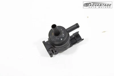 KIA SPORTAGE 2016-2022 2,4 L L4 bote de vapor de combustible válvula de control de purga OEM Foto 1 de 4