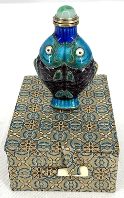 Botella de tabaco doble Koi Fish metal y esmalte vintage de 2 5/8" de alto caja original Foto 1 de 4