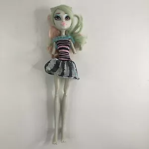 Muñeca Monster High Love in Scaris Rochelle Goyle Mattel SIN BRAZOS INCOMPLETA - Imagen 1 de 6
