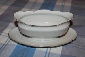 1 Rieba Mitterteich Bavaria Sauciere mit Goldrand - Bild 1 von 3