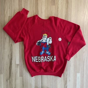Vintage Nebraska Huskers Sweatshirt Rundhalsausschnitt rot Raglan neu mit Etikett Large New Old Stock neu aus altem Lagerbestand - Bild 1 von 8
