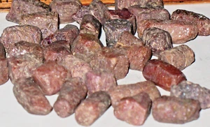 Corundum Ruby natural crystals 6 pieces from assortment all .7 - .9 grams each - Picture 1 of 10