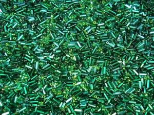 Czech Bugle/Seed Bead Mix 50g Greens Glass DIY Jewellery Jewelry - Picture 1 of 2