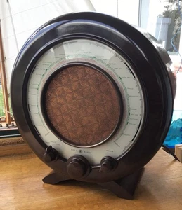 FABULOUS 1946 ROUND EKCO A22 WELLS COATES DESIGNED WORKING - Picture 1 of 6