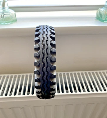 VINTAGE 1960’s /1970's RUBBER CONTINENTAL TITAN TYRES ASHTRAY RARE VGC - Image 1 of 4