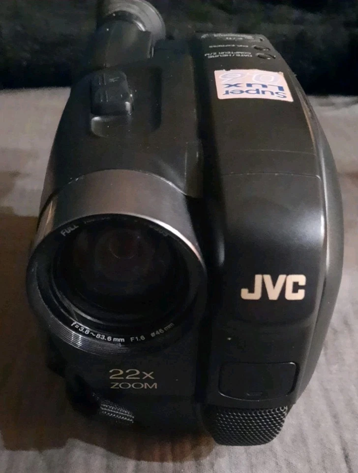 Camescope JVC GR AX250S VHS Compact Tbe - Photo 1/3
