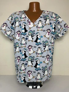 Scrub Star Womens Top Size 2XL White Penguins Christmas Trees Pockets Winter - Picture 1 of 5