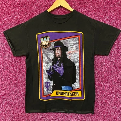 Camiseta WWE The Undertaker Trading Card Mediana Foto 1 de 4