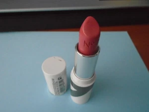 Boots No 7 Moisture Drench Lipstick - Waterlily - Picture 1 of 1