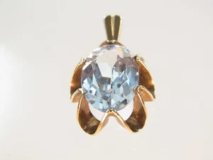 Beautiful Blue Topaz Pendant Oval 333 Yellow Gold Finely Ornate Signed SF Circa 1960 - Picture 1 of 8