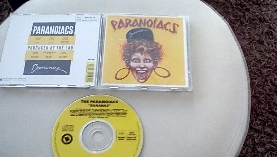 The  Paranoiacs    bananas        CD  GARAGE  ROCK  PUNK   - Bild 1 von 1