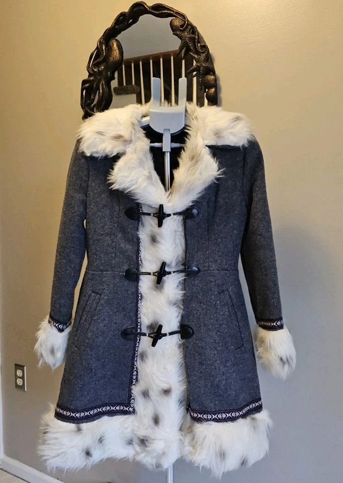 True Vintage 70s Gray Nordic Faux Fur Penny Lane Toggle Wool Coat Womens S Boho - Image 1 of 4