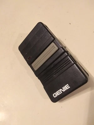 Genie Garage Door Opener Remote GT90-1 - Image 1 of 4