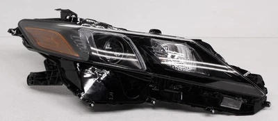 OEM Toyota Camry TRD lado derecho pasajero LED faro pestaña astillado Foto 1 de 4