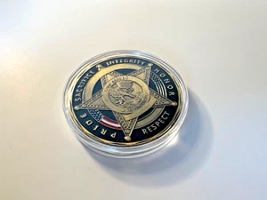 Distintivo forze dell'ordine antico tono bronzo San Michele preghiera sfida moneta regalo - Foto 1 di 12