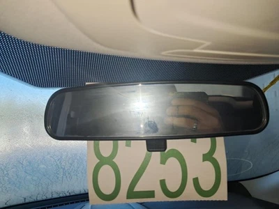 2014 福特 Escape 后视镜原始设备制造商手动调光二手 125K 英里 — 第 1/4 张图片