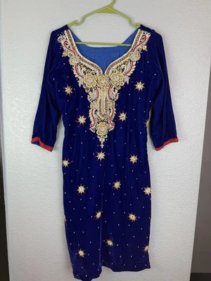 Embroidered Velvet Dress Womens Medium Pakistani Formal Beaded Ethnic Occasion - Image 1 of 4