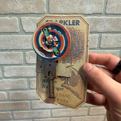 Juguete de colección giratorio de bengala juguete de hojalata No. 95 J. Chein & Co. Años 40 NUEVO NOS Foto 1 de 4