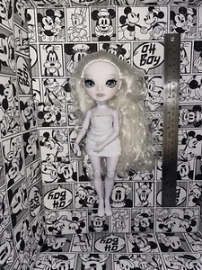 Rainbow High Shadow Fashion Doll - Natasha Zima - Grayscale#B6 original mga - Bild 1 von 5