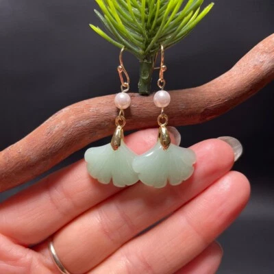 Pendientes colgantes retro estilo hoja de ginkgo de jade natural para mujer Foto 1 de 4