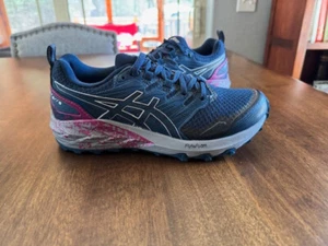 Asics Gel-Trabuco Terra Trailrunningschuhe Damen (Größe 6,5) blau rein silber - Bild 1 von 5