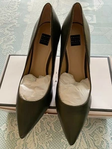 Womens WHBM "OLIVIA" Sergeant Green Leather Heels Pumps Shoes Sandals Sz 9.5 MED - Picture 1 of 9