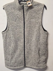 Field & Stream Men's Gray Fleece Vest Sweater Zip Pocket Size Medium Outdoors - Picture 1 of 9