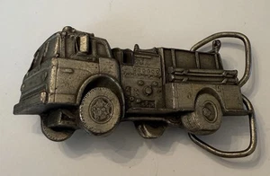 Feuerwehrauto Gürtelschnalle Vintage Breitenbach’s 1979 silberfarben W-39 - Bild 1 von 3